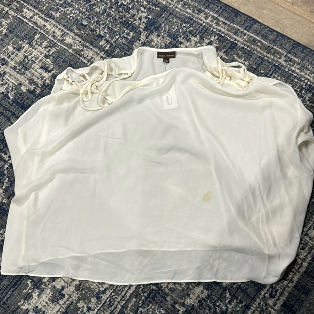 Crossed shoulder ties blouse